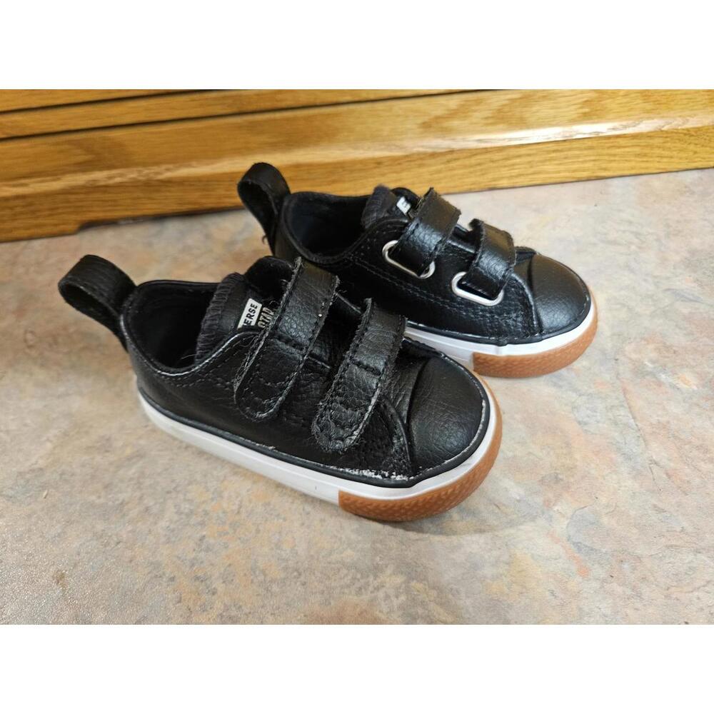 Chuck Taylor Allstar 2V low top baby shoes